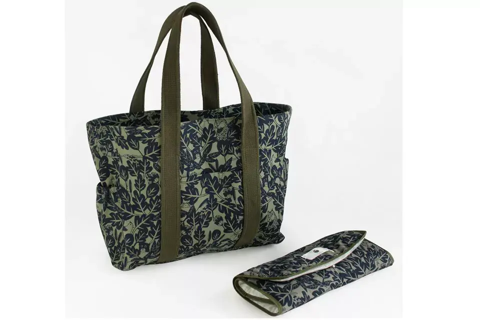 Bolso cambiador (Buhito, $1500)