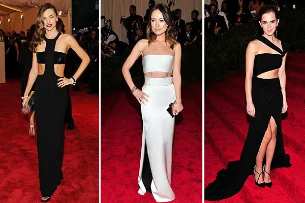 Muchos trajes con recortes, en blanco y en negro, como los looks de Miranda Kerr, con un traje de Michael Kors, Olivia Wilde, vestida por Calvin Klein, y Emma Watson, por Prabal Gurung