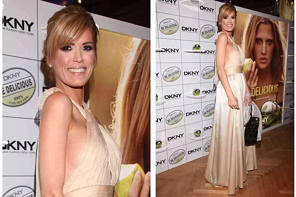 Viviana Canosa eligió un vestido de seda color nude de escote cruzado para la gala de Fundaleu