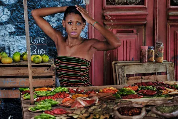En el mercado, Liya Kebede