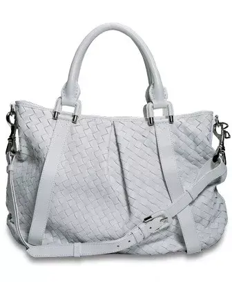 Maxi bolso de cuero trenzado (Burberry para Coterie, consultar precio)