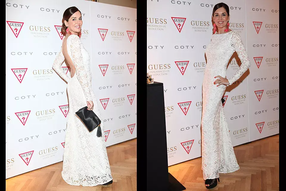 Divina, con un vestido de encaje blanco de escote profundo en la espalda, Andrea Frigerio fue una de las que más llamó la atención en la gala de Fundaleu; acompañó con sobre y sandalias negras y aros rojos