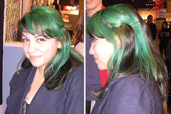 Un look más osado, con algunas mechas de color