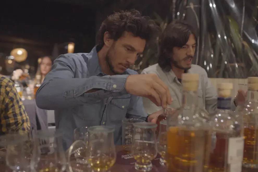 Pico Mónaco no para de sorprender, esta vez con sus habilidades como barman en un evento de Chivas Regal