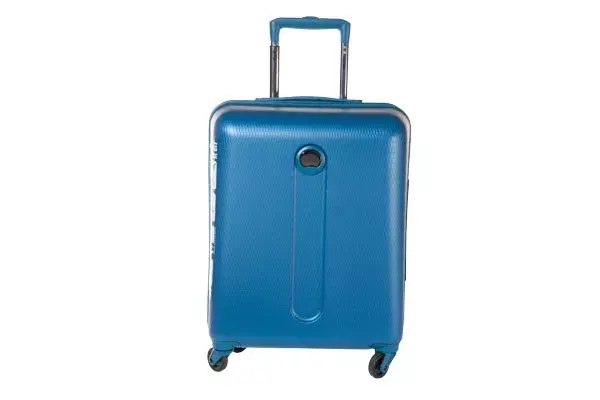 Valija rígida con rueditas (Delsey, $2250)