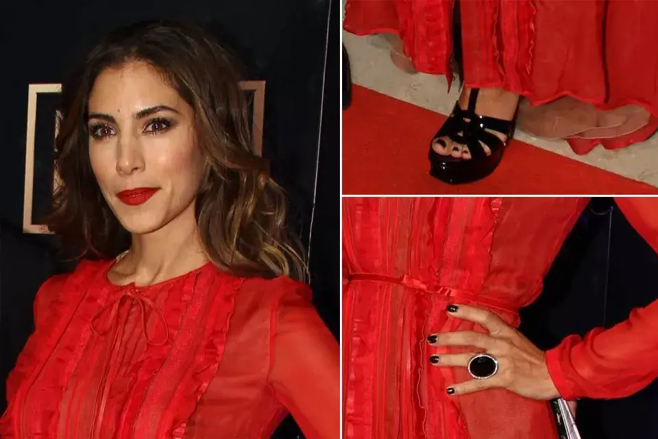 Sofía Reca apostó todo al rojo y negro. Nos gusta cómo peinó su larga melena con ondas naturales