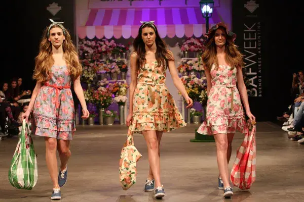 Como quieres que te quiera se presentó en una sala llena de adolescentes