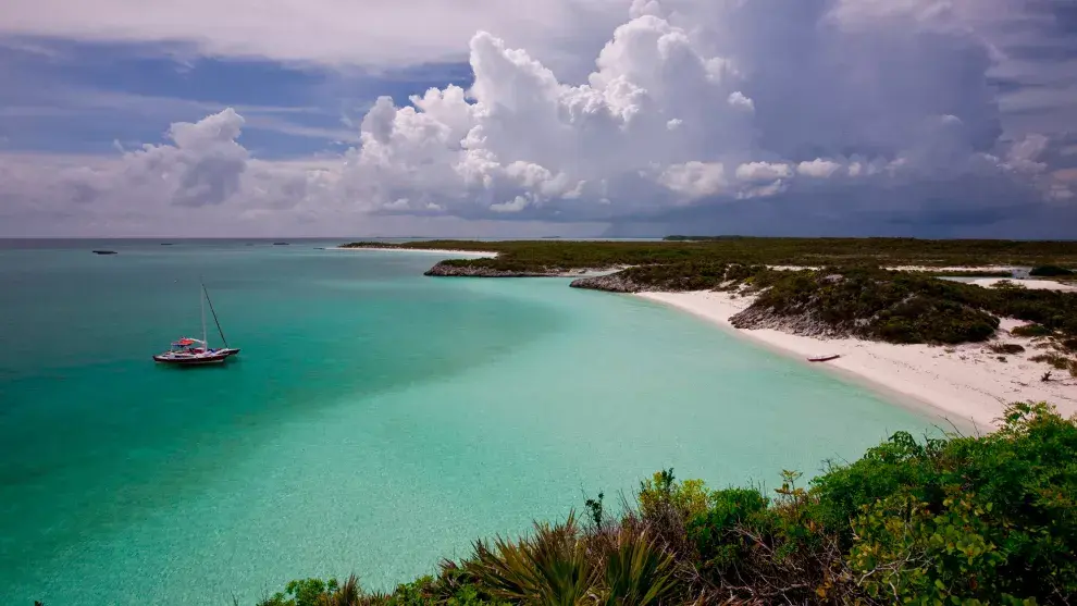 Un mar casi caribeño, fotogénico y con más de una sorpresa