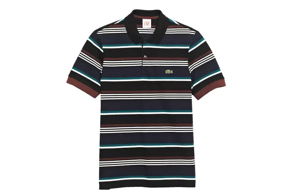 Los que suelen optar por un estilo más casual, polo a rayas (Lacoste, $699)