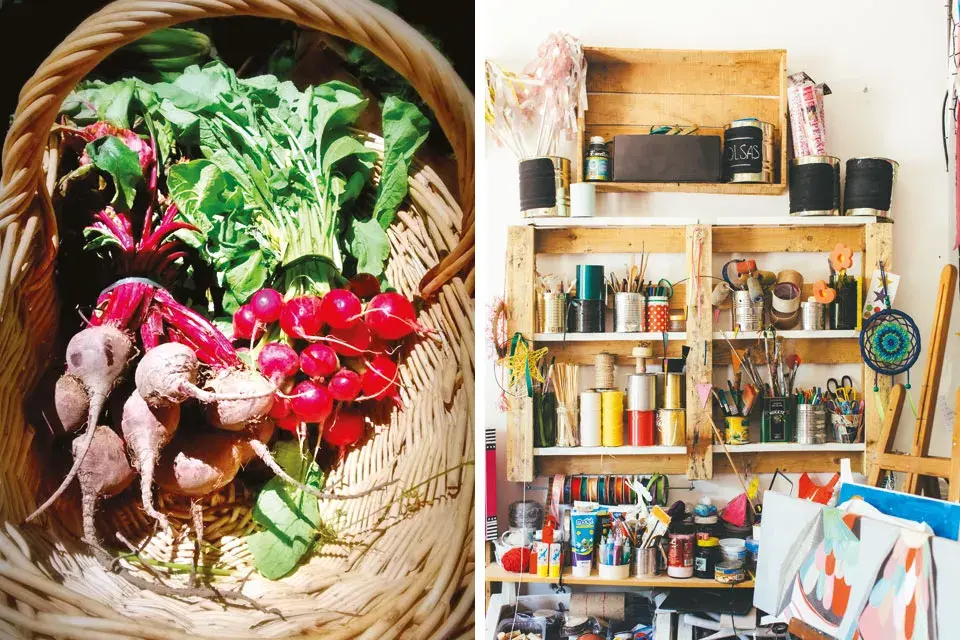 Canasta de verduras frescas en la Feria. Espacio de arte en El Zocalito