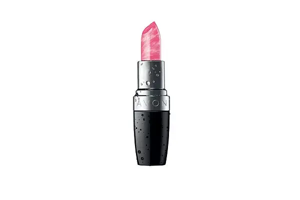 Ultra Color Rich Hydra Seduction de Avon es un lápiz Labial de máxima hidratación ($56,99)
