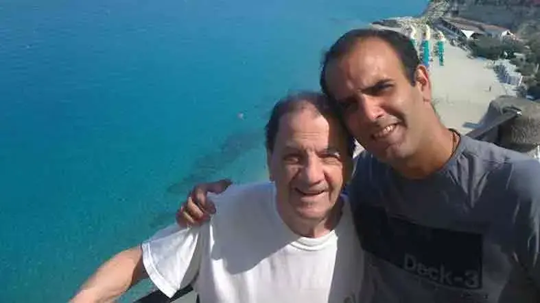 Viajar mucho, trabajar de ratos