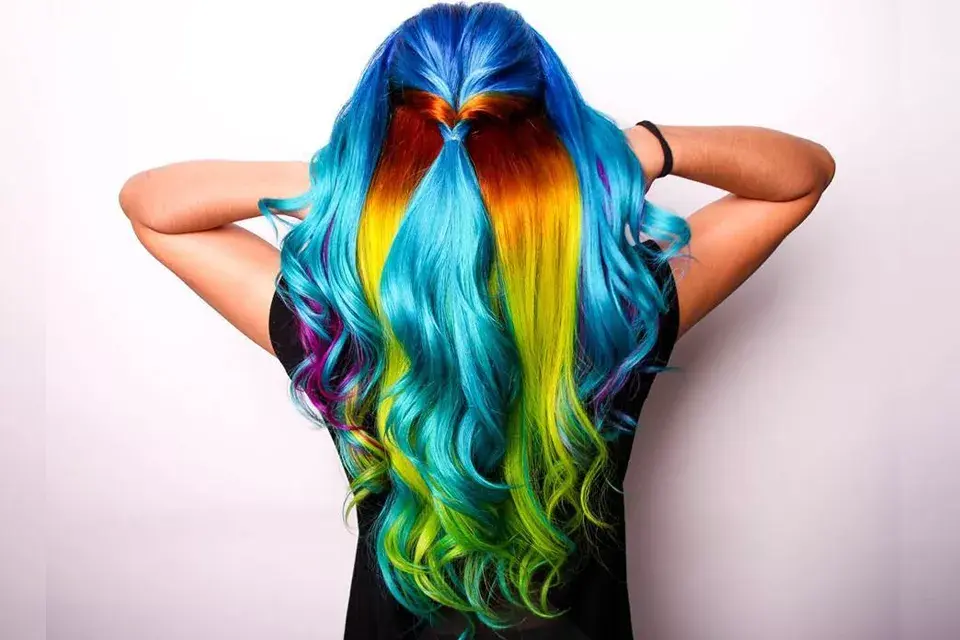 Look hecho por salón de peluquería Sicodélica Hair Art Peluquería Recoleta Buenos Aires