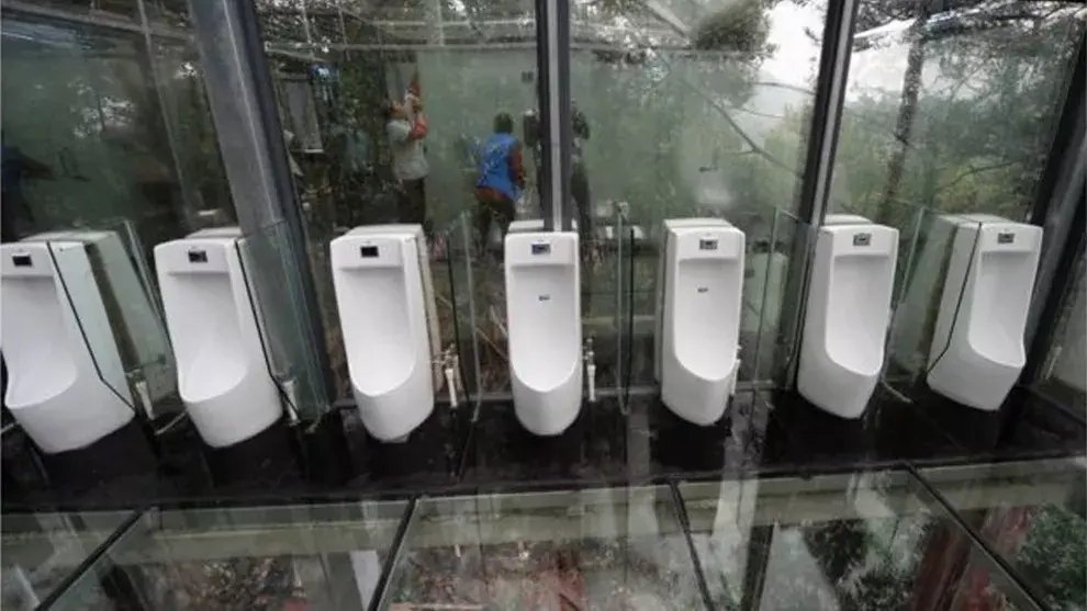 Estos baños son una mala idea para las personas tímidas