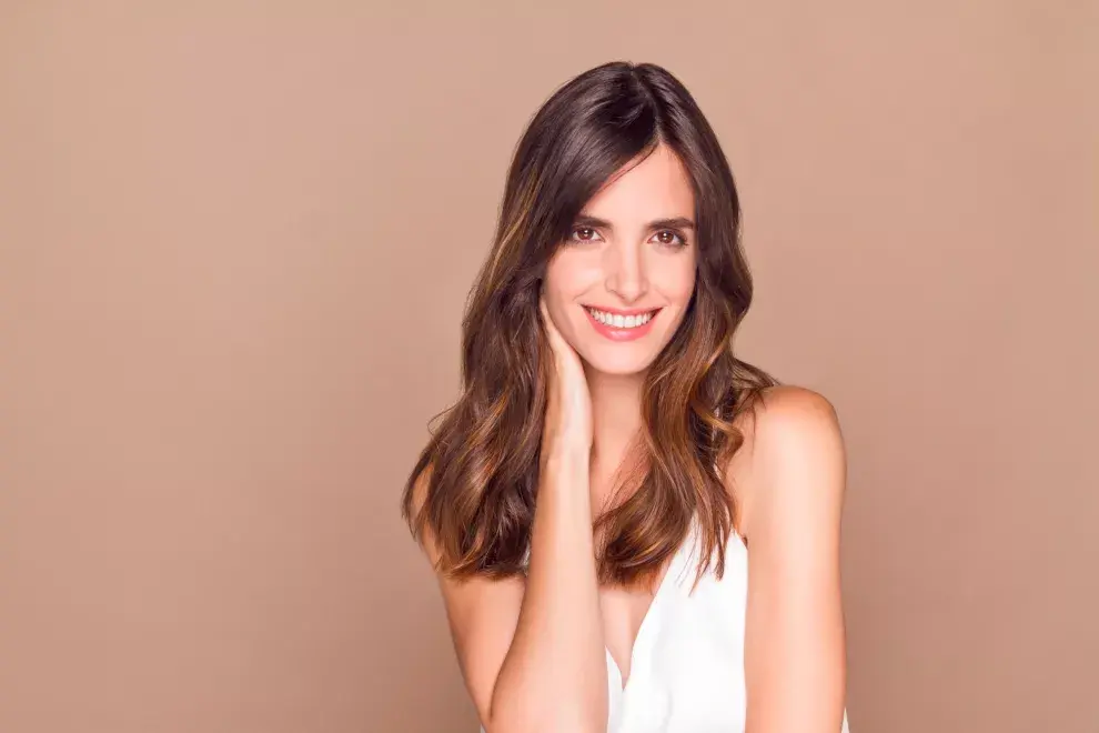 Junto con Koleston, compartimos la guía definitiva para que aprendas cómo retocar las raíces y renovar tu look