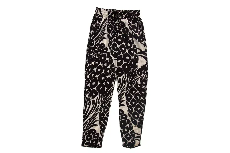 Pantalón pijama (System, $790)