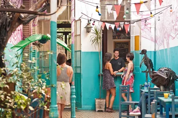El patio de Quetzal, con aires mexicanos
