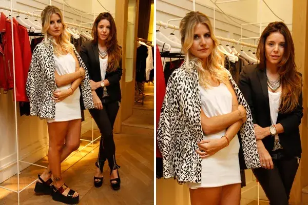 Micaela Tinelli y Romina Pigretti, diseñadoras de Ginebra, posaron muy cancheras en la puerta de su local de Paseo Alcorta