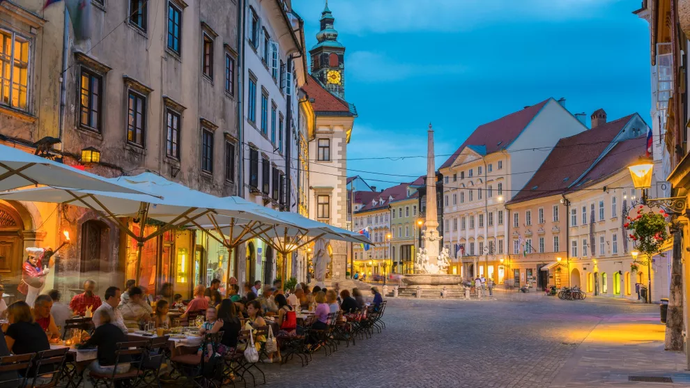 Atmósfera relajada y juvenil en Liubliana, Eslovenia