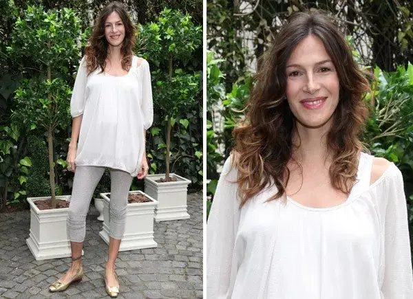 Cómoda, Dolores Trull eligió calzas y camisola con chatitas para ir al desfile de El Camarín