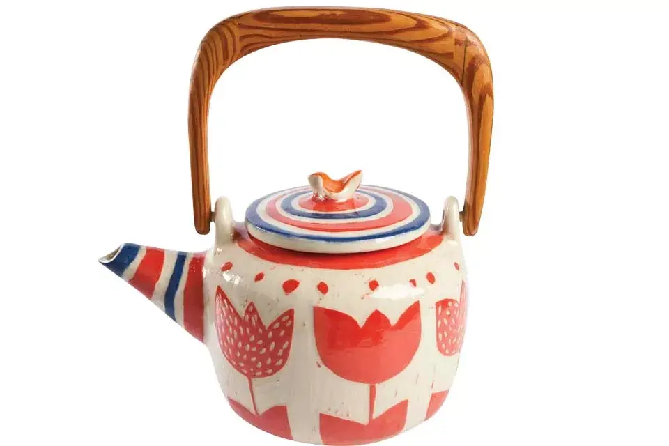 Con asa de pinotea, Bretaña, $1500