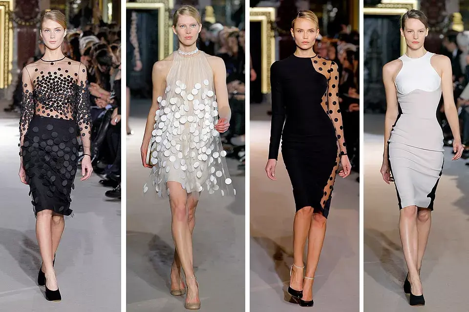 Creaciones para la noche con líneas hiper ajustadas, transparencias y estampas con círculos, de Stella McCartney