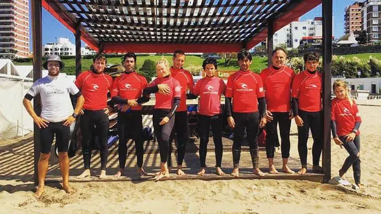 De la mano de Biología, en Mar del Plata te espera la más profesional escuela de surf