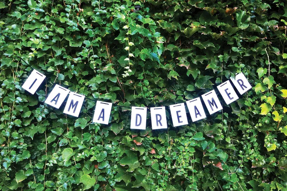 Wordbanner de cartón para colgar (Baibababimba-Studio, $200)