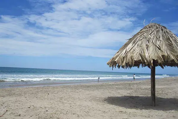 En Máncora, Perú, el clima es tropical todo el año