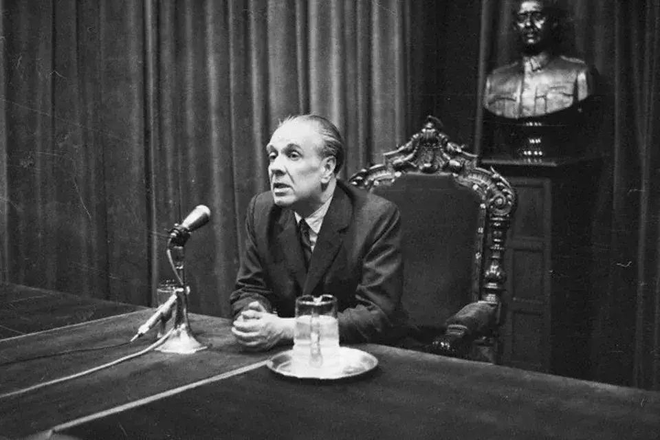 Borges puede parecer inabarcable, pero hay que ir de a poco