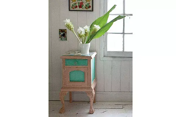 Los cuartos están ubicados en la planta alta, una especie de buhardilla con techo a dos aguas