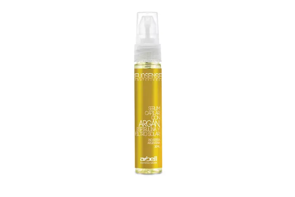 Serum Evosense Argán Espirulina  y Filtro Solar. Contiene ceramidas, propóleos y deja un exquisito aroma a miel (Arbell,  $ 99,99)
