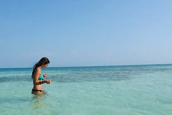 En la islas el mar es turquesa, cálido y transparente