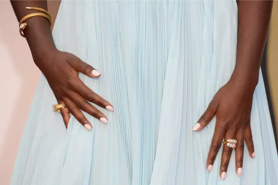 Los anillos y pulseras de Lupita