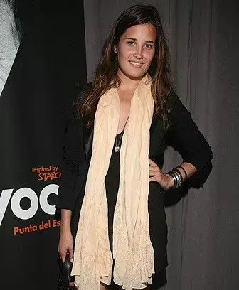 Flor Torrente presenció la apertura de la temporada de shows de  Yoo, el edificio diseñado por Phillipe Starck y Joseph Kavana. 