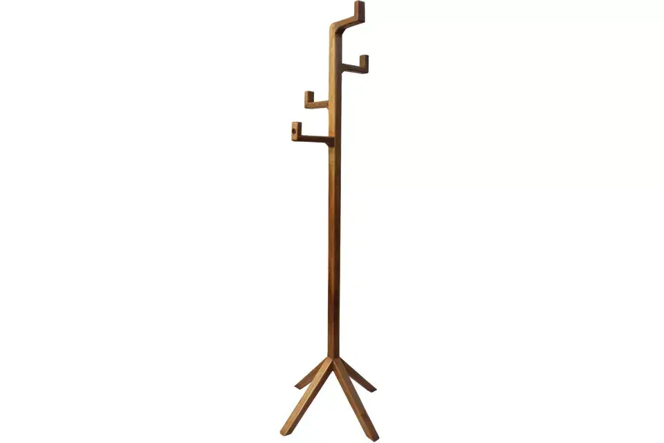 Perchero con lustre natural (Destila, $2900)