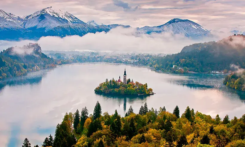 Mucho vino y tierra fértil para recorrer y disfrutar.
