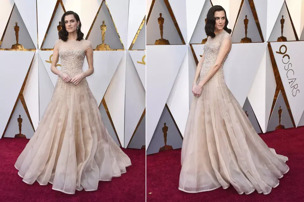 La actriz de Girls, Allison Williams, con un vestido vaporoso y lleno de bordados de Armani Privé 