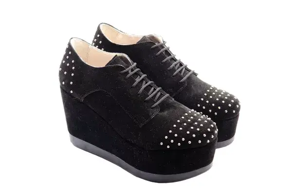 acordonados con microtachas
(Viamo, $779).