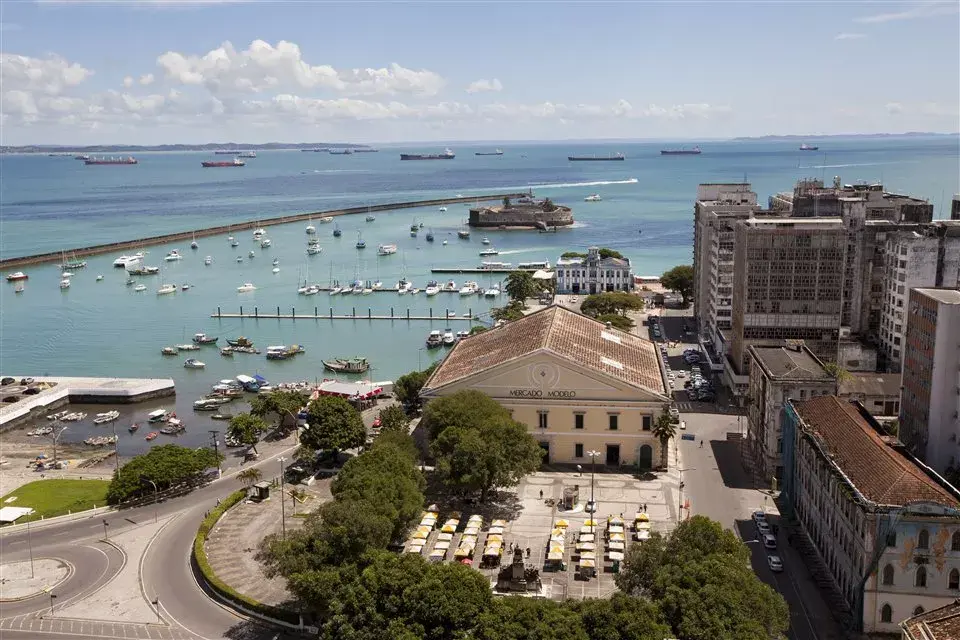 El Mercado Modelo, desde la parte alta de la ciudad