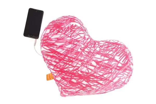 Almohadón musical. Se puede conectar al iPod (Ominim, $299)