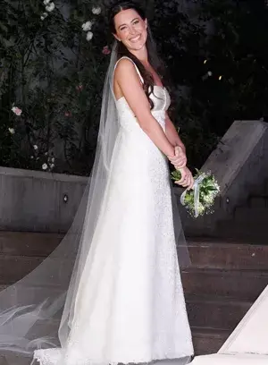 De las que me pasaron, esta es la que mejor muestra el vestido