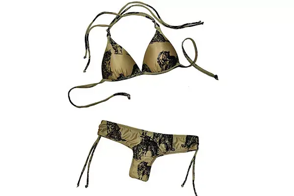 Bikini (Luz de Mar, Corpiño, $319; Bombacha $195)