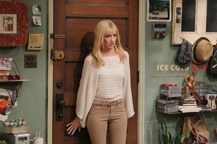 2 Broke Girls