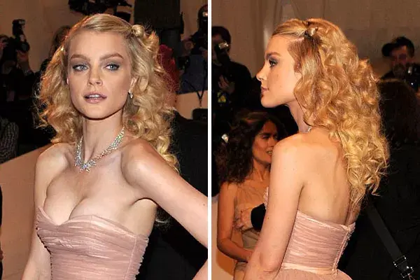 La modelo canadiense Jessica Stam, con un semirrecogido