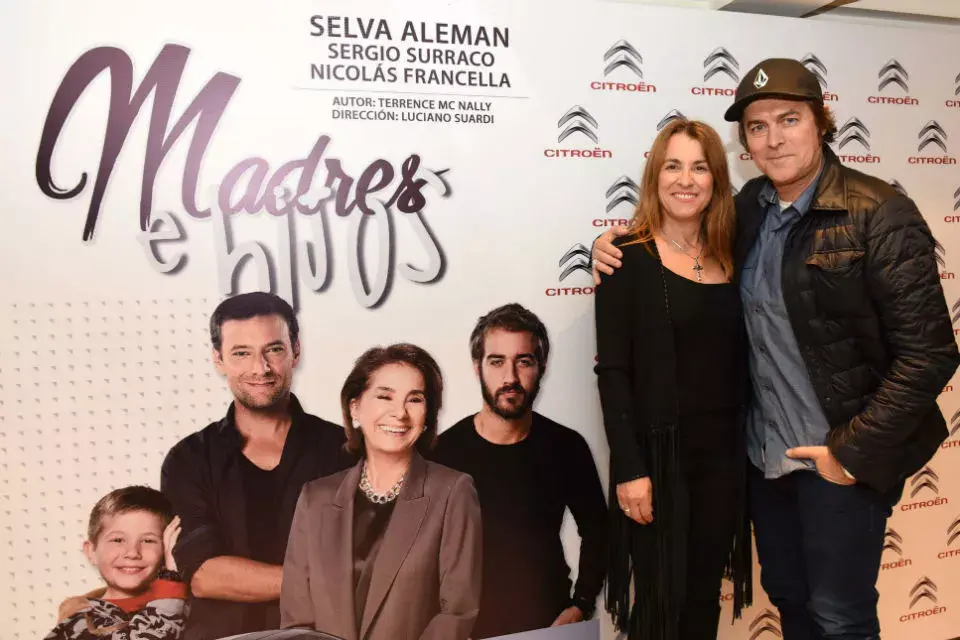 Gabriel Corrado fue a la presentación de Madres e hijos