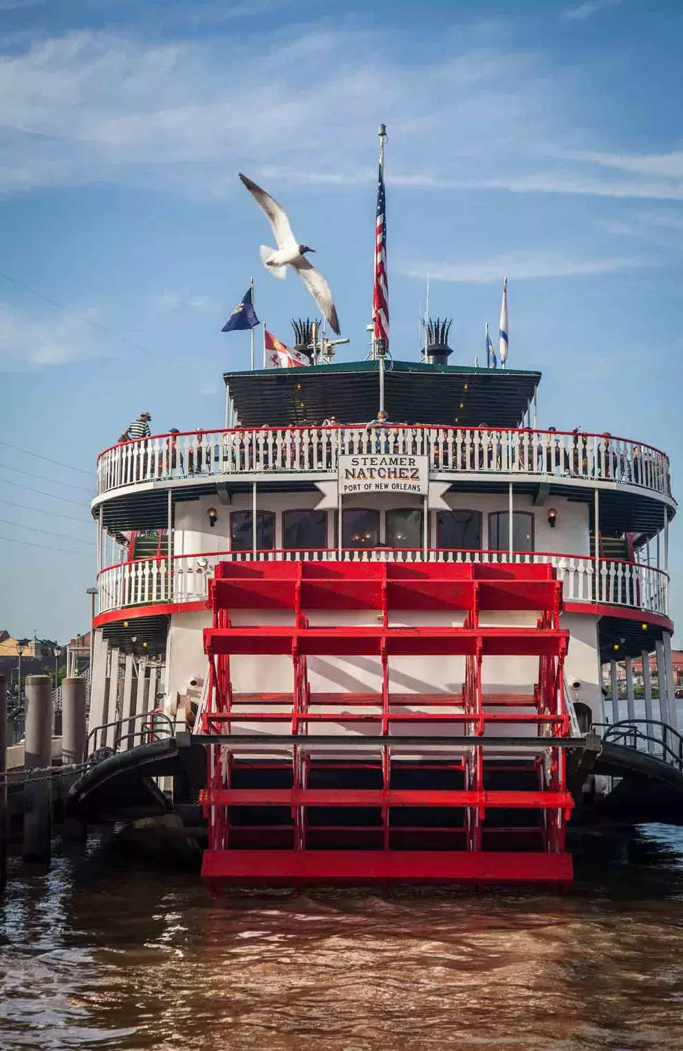 El barco a vapor Natchez es el último en su tipo que sigue navegando el Mississippi. 