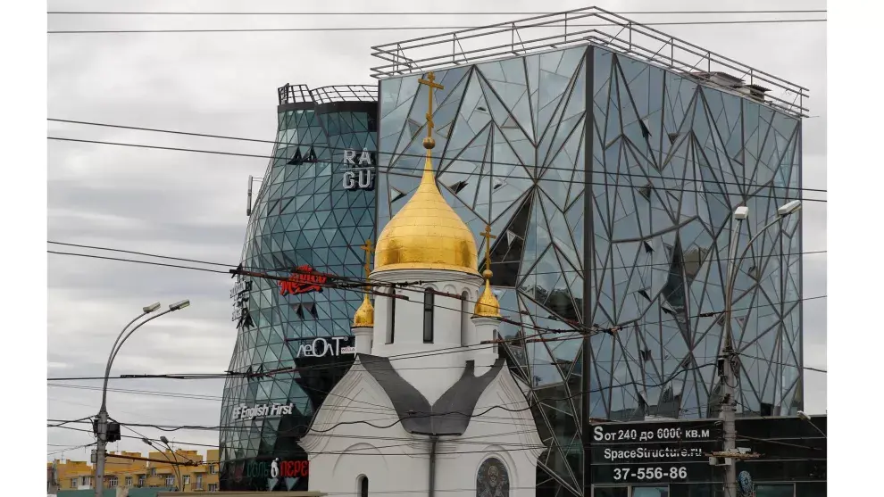 Ekaterimburgo, la primera escala, en el límite entre Europa y Asia