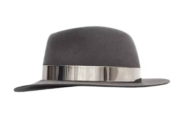 Los sombreros se convirtieron en el objeto it de las famosas