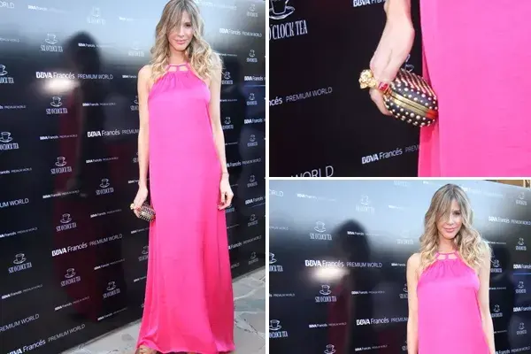 Guillermina Valdes, mamá súper sexy con un look con mucho color. La modelo lució un vestido largo en color fucsia y lo combinó con plataformas y un clutch divino